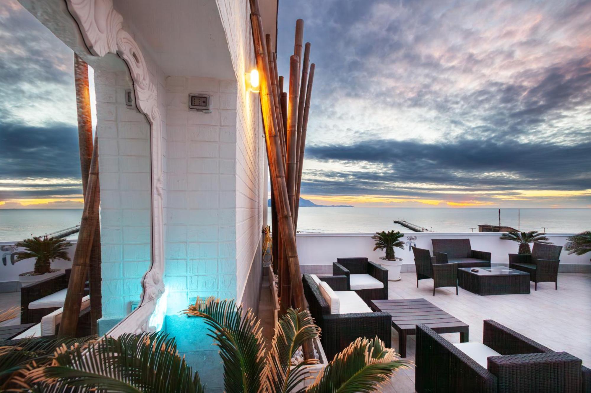 Naro Suites And Rooms Bacoli Kültér fotó